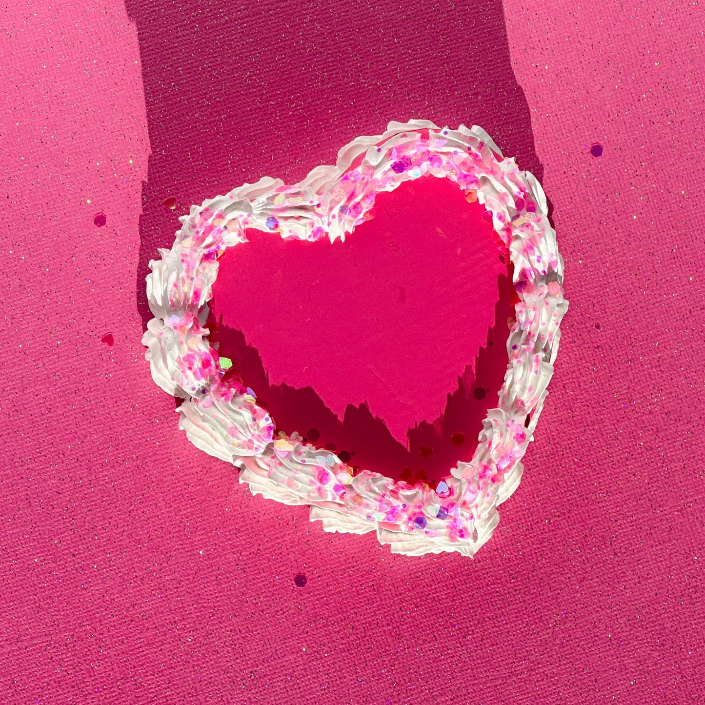 3D Painted Cake - Heart Box Pink With Pink Glitter