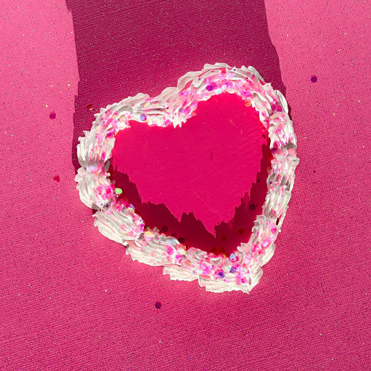 3D Painted Cake - Heart Box Pink With Pink Glitter