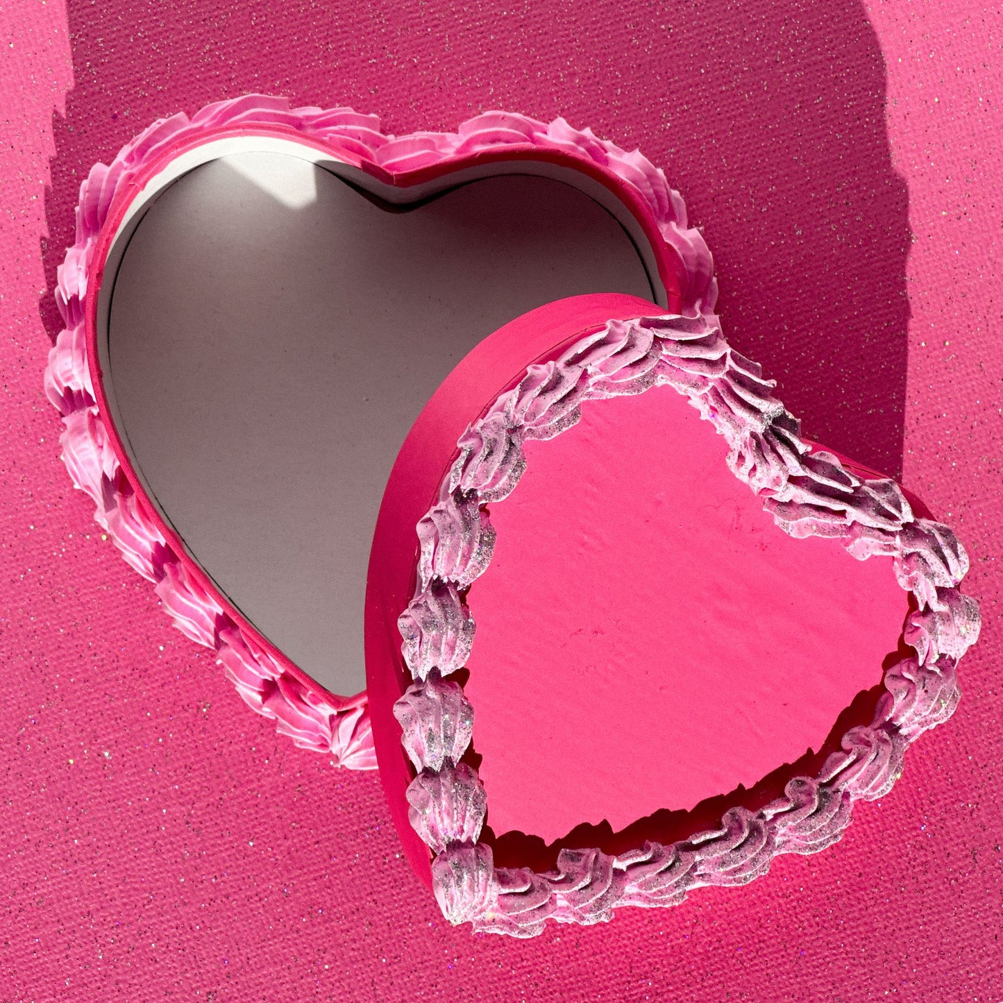 3D Painted Cake - Heart Box Pink With Holographic Glitter