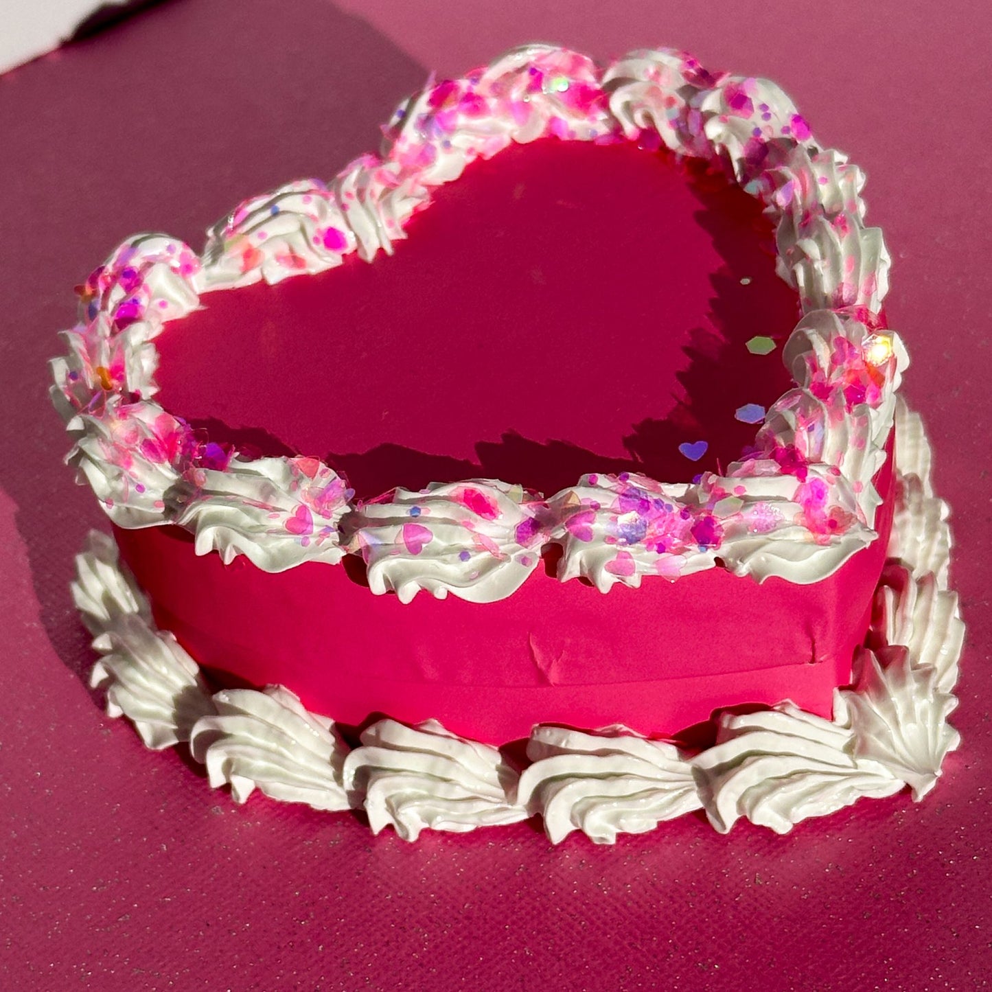 3D Painted Cake - Heart Box Pink With Pink Glitter