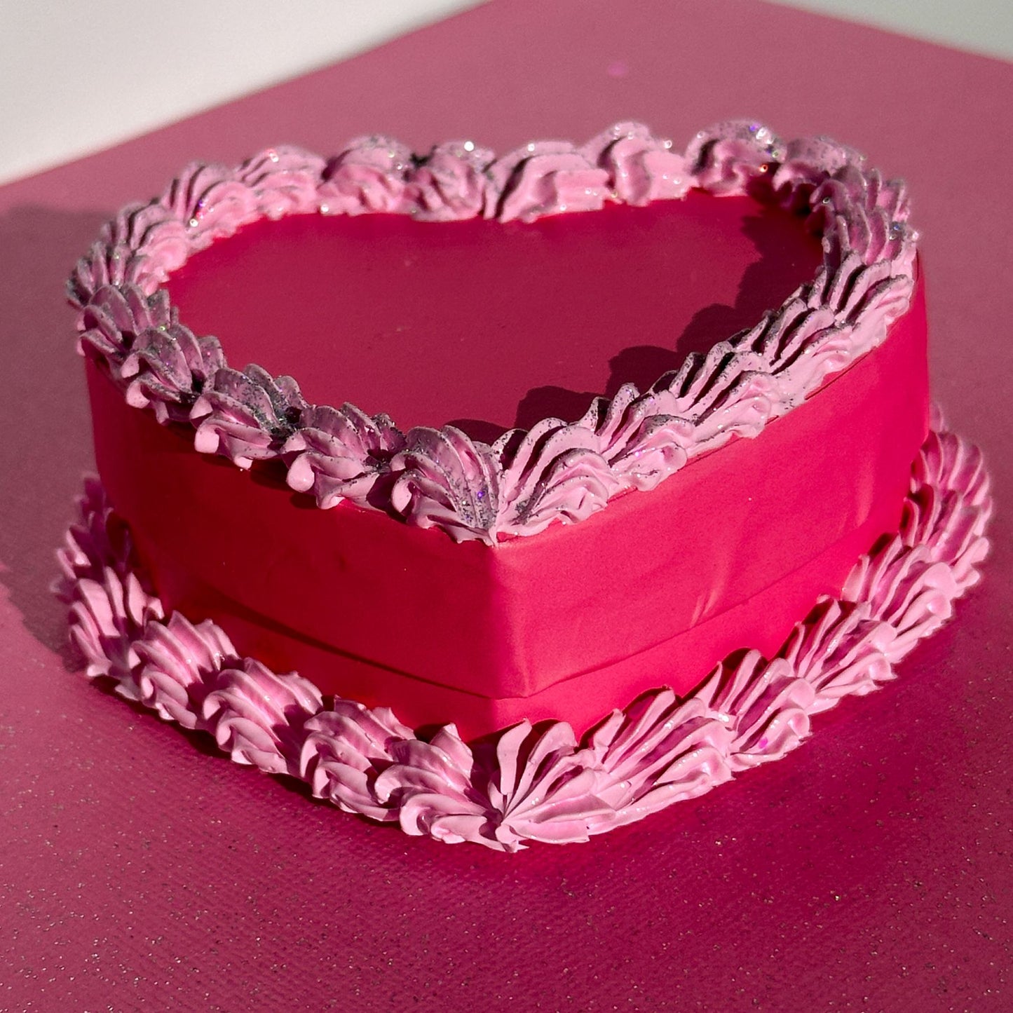 3D Painted Cake - Heart Box Pink With Holographic Glitter